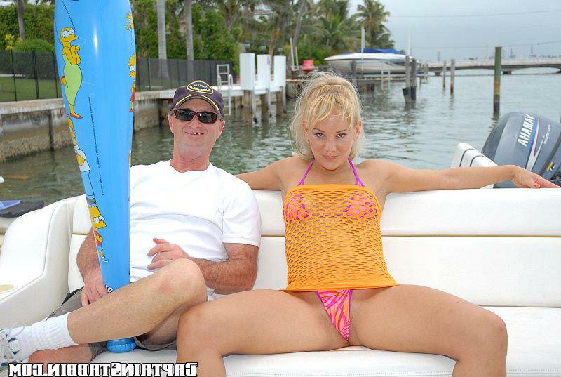 15P Sexy amateur babe gets creamed and tossed off of her first boat ride