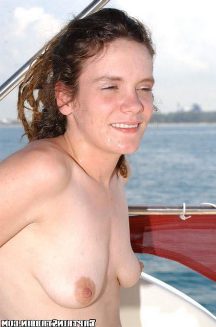 15P Young amateur brunette treated with two cocks in the boat