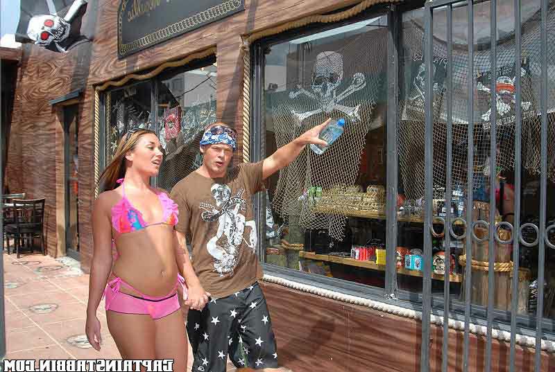 15P This boat captain reels in the hot and horny tuna for some backdoor action then 