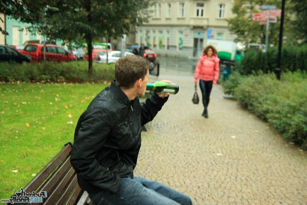 16P Drunk Edward woke up when he heared someone fucking. He took his cock out and fe