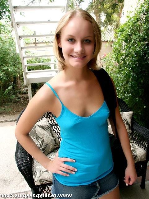 16P Blonde beaver Leah Wilde gets her fat pussy pounded in cow girl