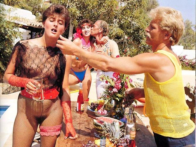 16P Dirty seventies afterparty gangbang in the nature