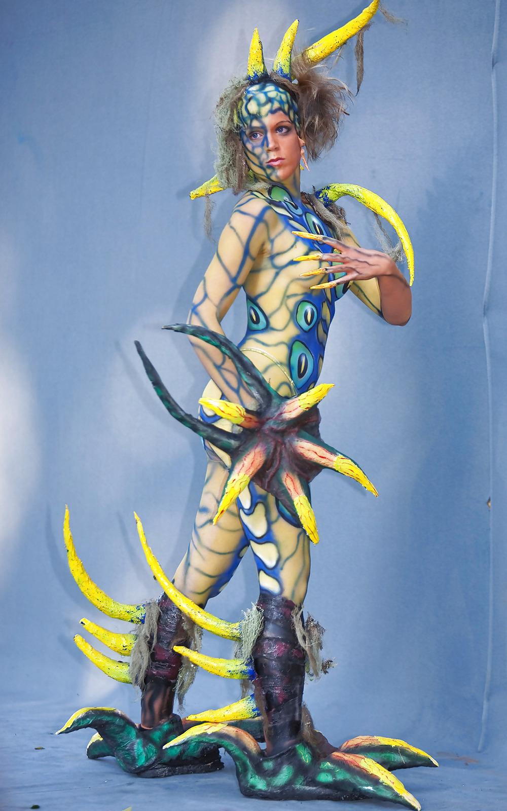 25P Body Painting 2