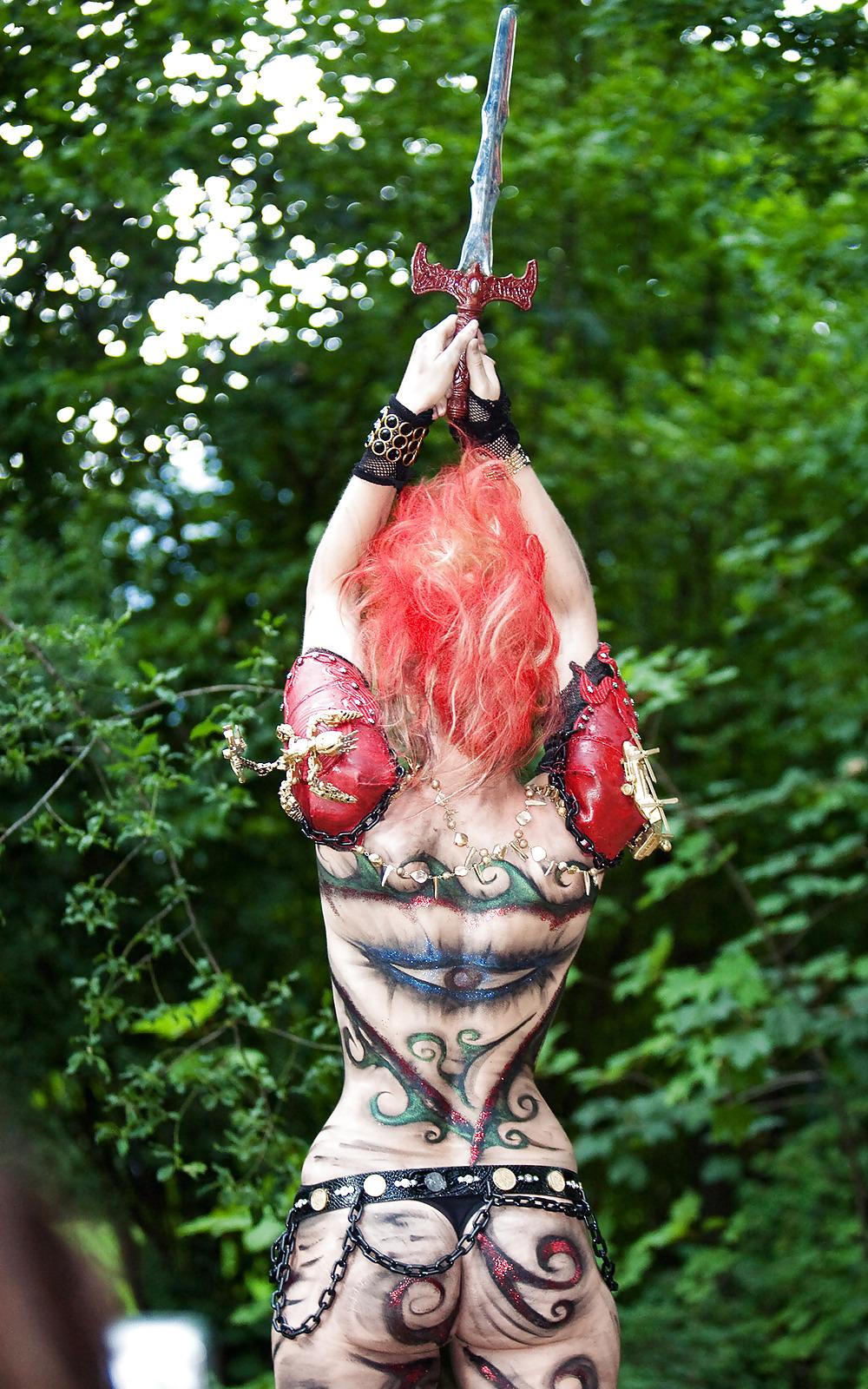 25P Body Painting 2