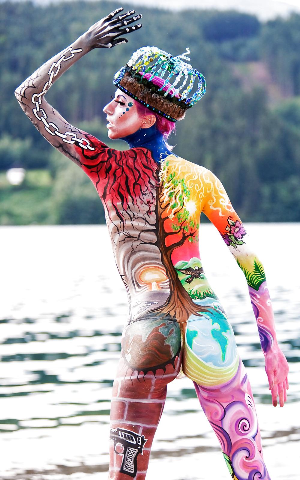 25P Body Painting 2