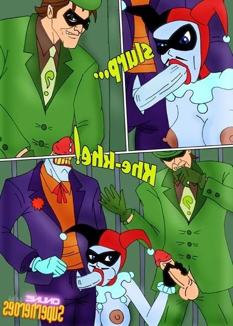 12P Harley Quinn moans in pain and gets banged by Hawkman