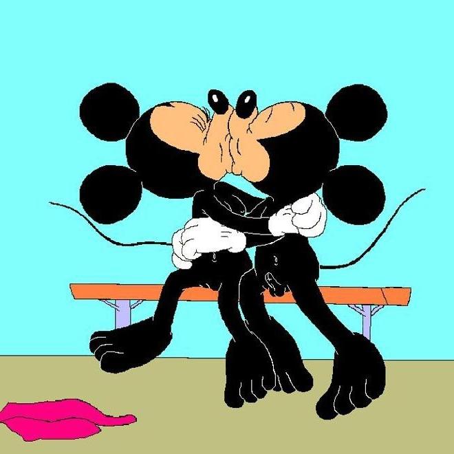 12P Daisy slams horny Mickey Mouse and takes load of cum