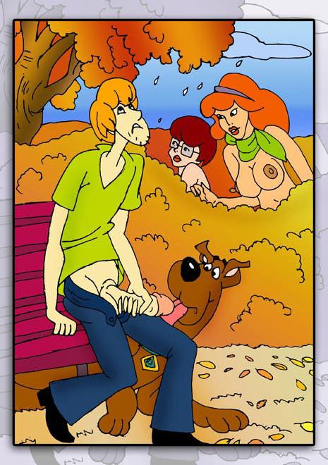 12P Daphne Blake getting spyed on in orgasm