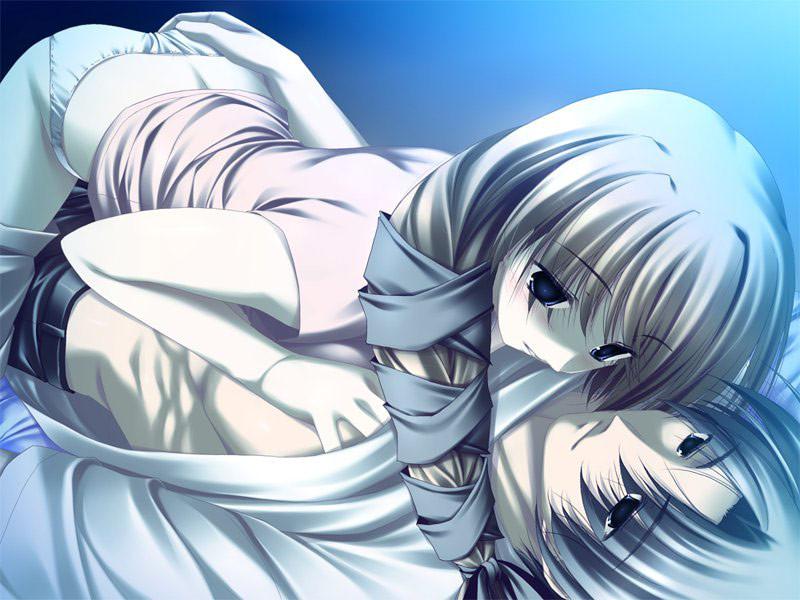 20P Swimsuit models by day and submissive hentai waitress by night