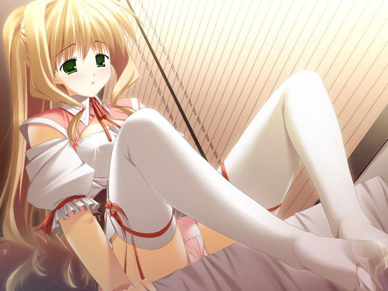 20P Swimsuit models by day and submissive hentai waitress by night