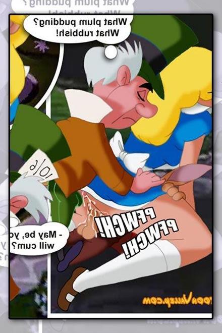 12P Queen of Hearts getting foreplay