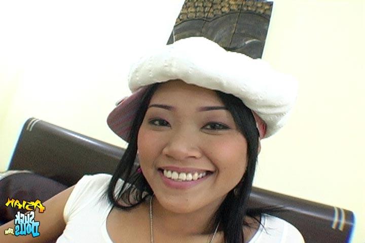 15P Thai honey Tun snatching a little cum