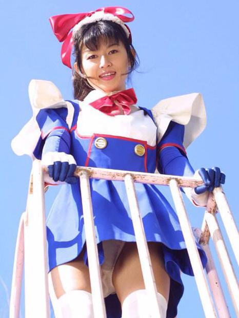 11P Sultry girl Akane Idols is teasing with her mind blowing Asian upskirting