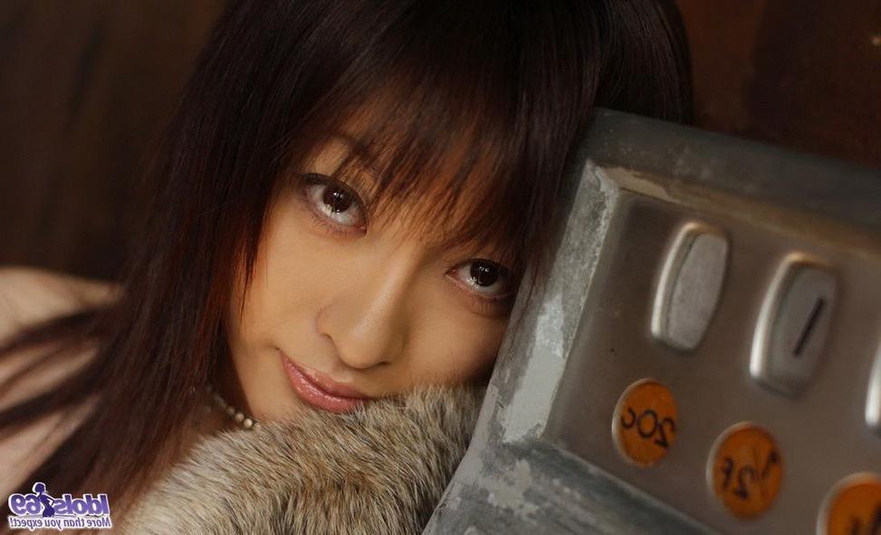 15P Busty asian Sakura Shiratori has hot ass and pussy