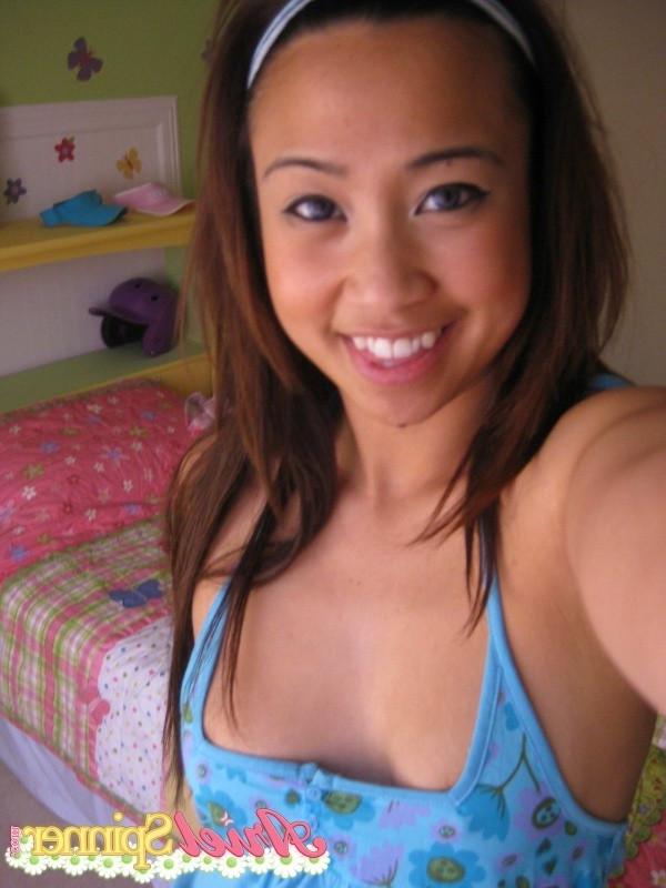 16P Ariel Spinner With A Big Blue Dildo
