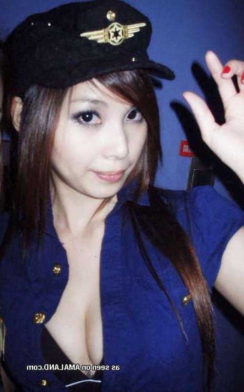 15P Pictures of cutie Oriental amateur babes