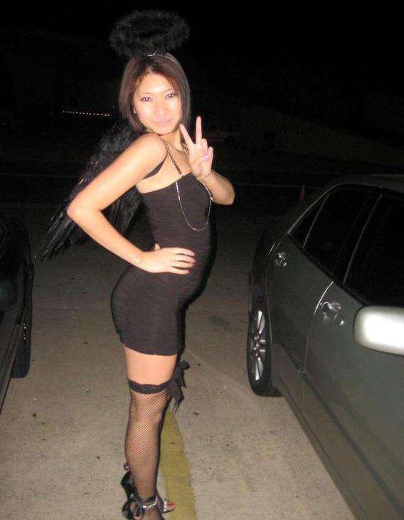 15P Pictures of sexy Oriental bitches