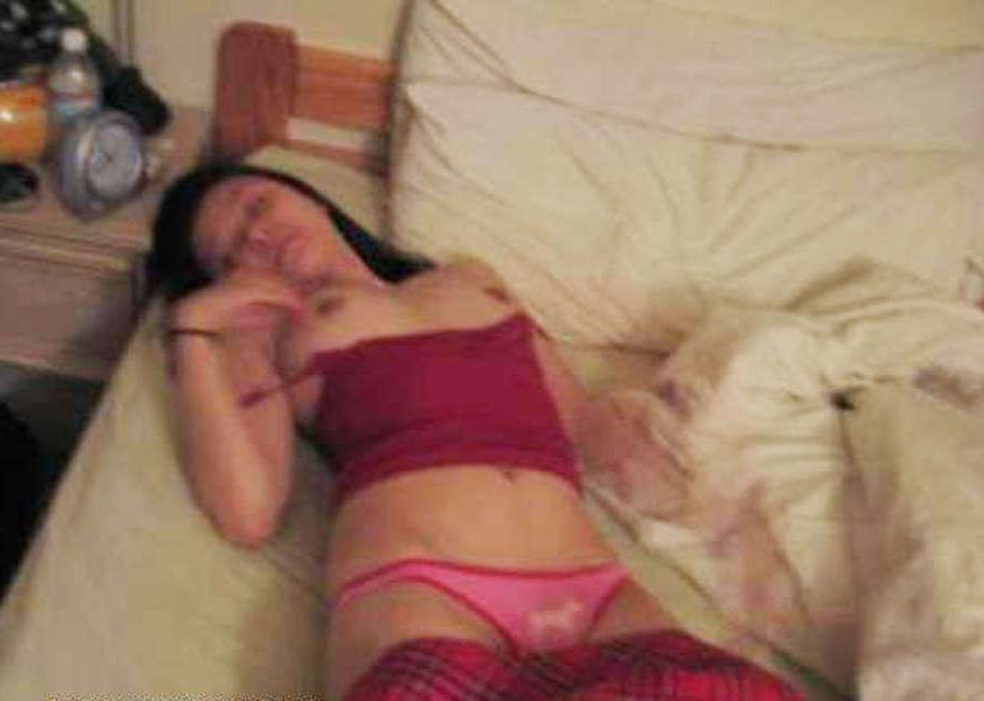 15P Pictures of hot and pretty Oriental girlfriends