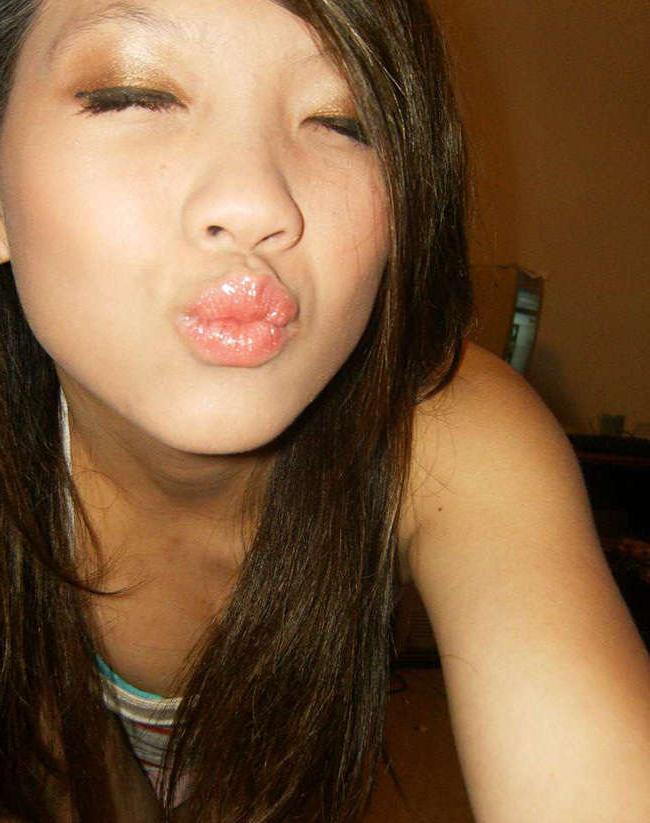 15P Nice picture collection of Oriental girlfriends