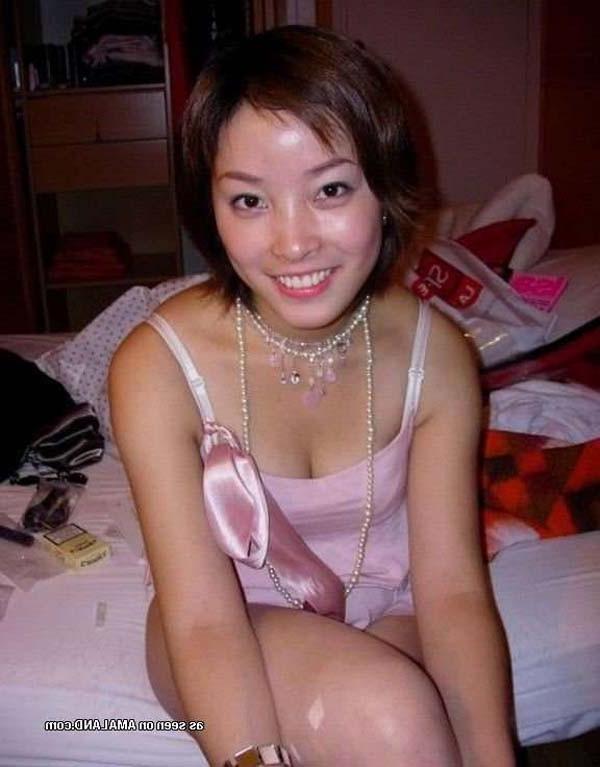 15P Picture gallery of sexy Oriental amateur honeys