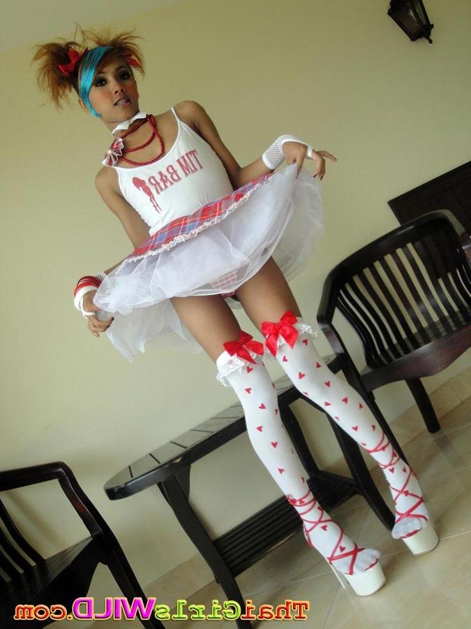 16P Amateur Thai emo cosplay girl fucked