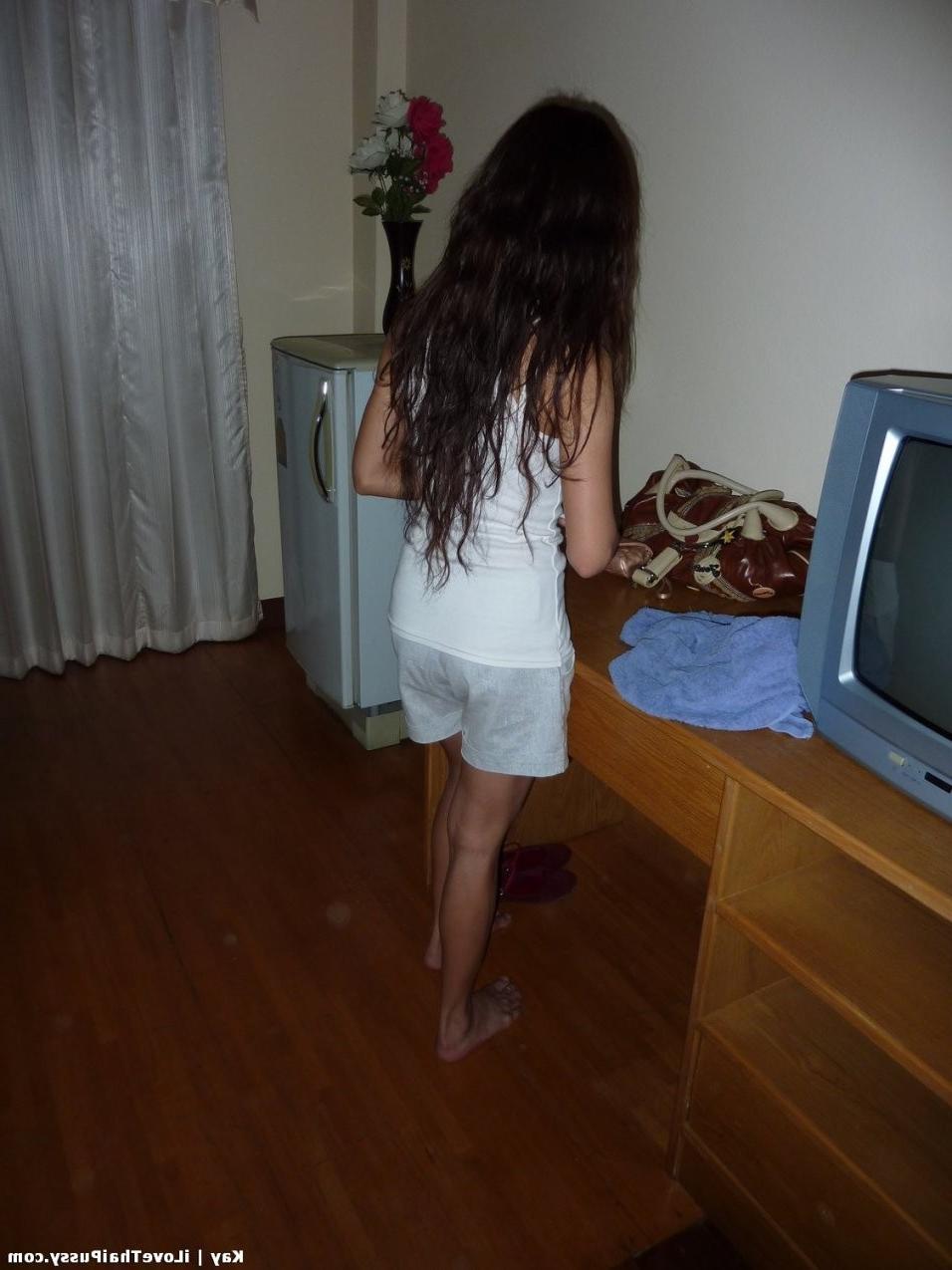 15P Drunk Thai Hookers Fucked By Swedish Sex Tourist On Vacation
