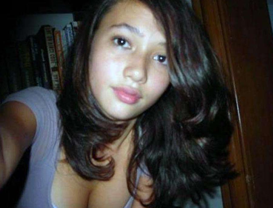 15P Random sexy amateur Oriental hotties