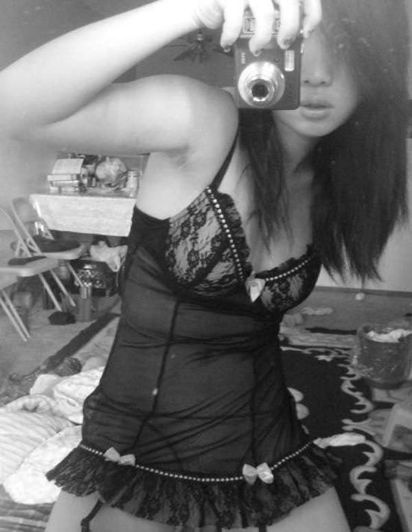 15P Random sexy amateur Oriental hotties
