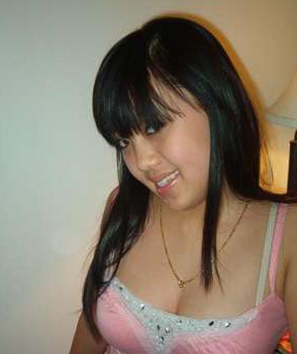 15P Hot and sexy Oriental girlfriends