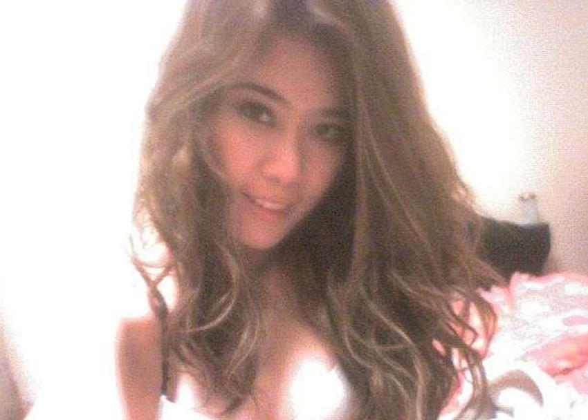 15P Hot and sexy Oriental girlfriends