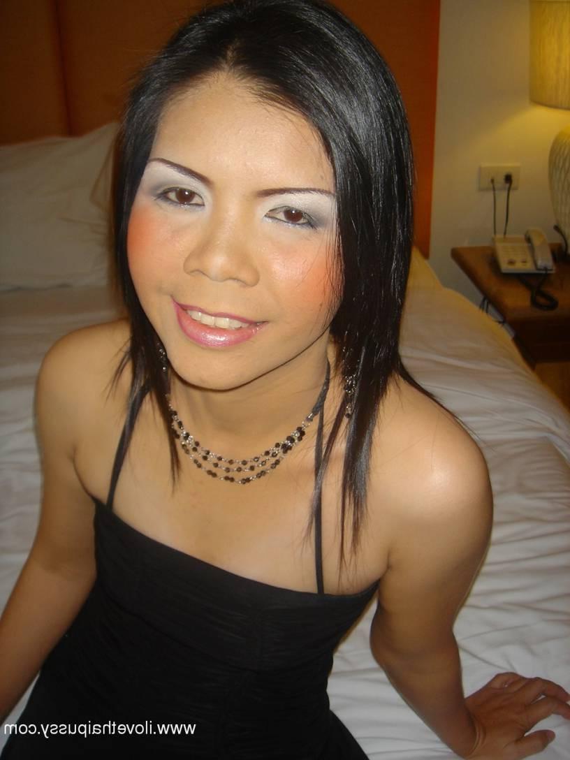 15P Bareback Bangkok Bargirl Dirty Cum Faced Hooker Fucked By Tourist