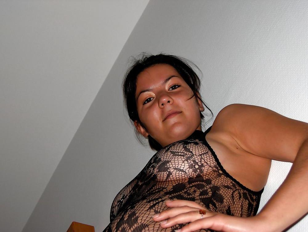 25P SYLVIA 23YO FRENCH GIRLFRIEND