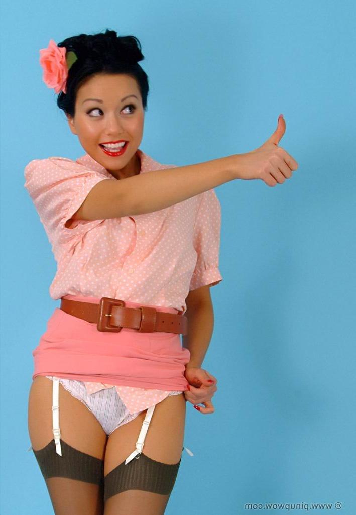 16P Cute asian pinup girl in sexy lingerie and stockings