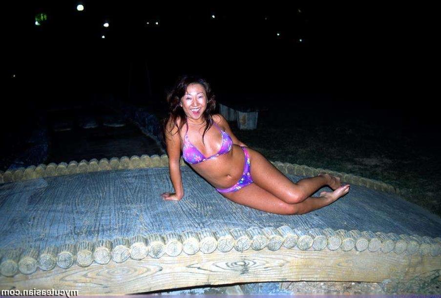 16P My horny busty asian wife posing nude outdoor