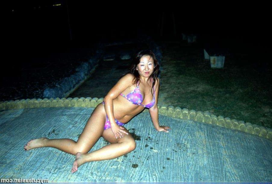 16P My horny busty asian wife posing nude outdoor