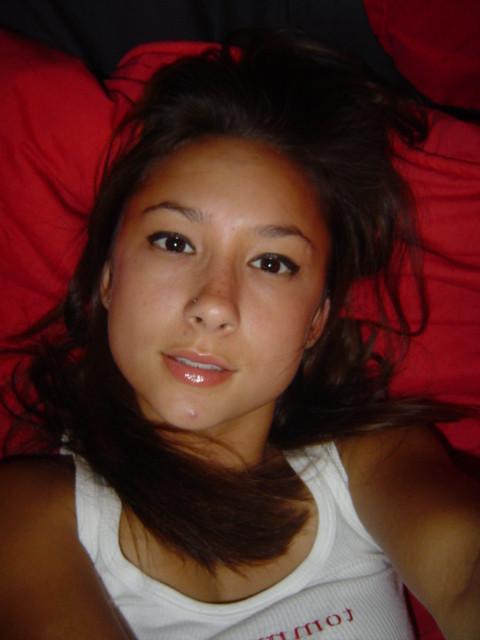 20P Asian teen girl in boy panties