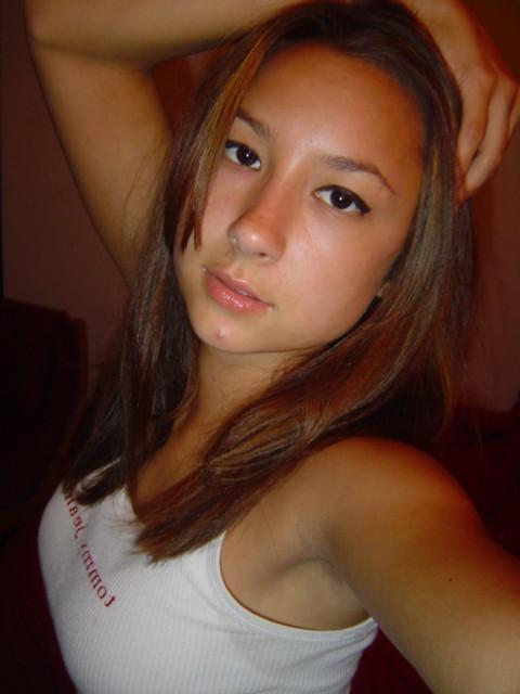 20P Asian teen girl in boy panties