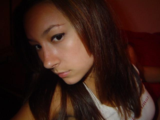 20P Asian teen girl in boy panties