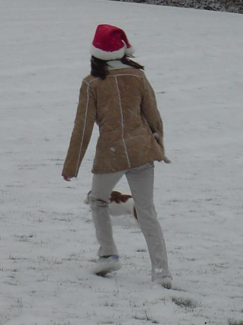 16P Asian teen wearing santa hat
