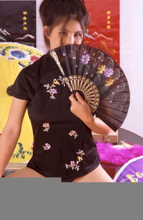 15P Busty oriental beauty