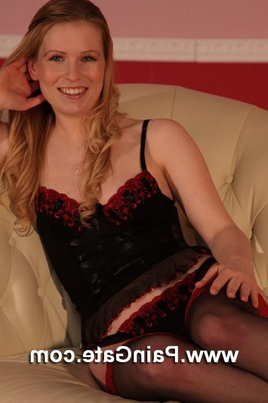 18P Her first whipping experience
