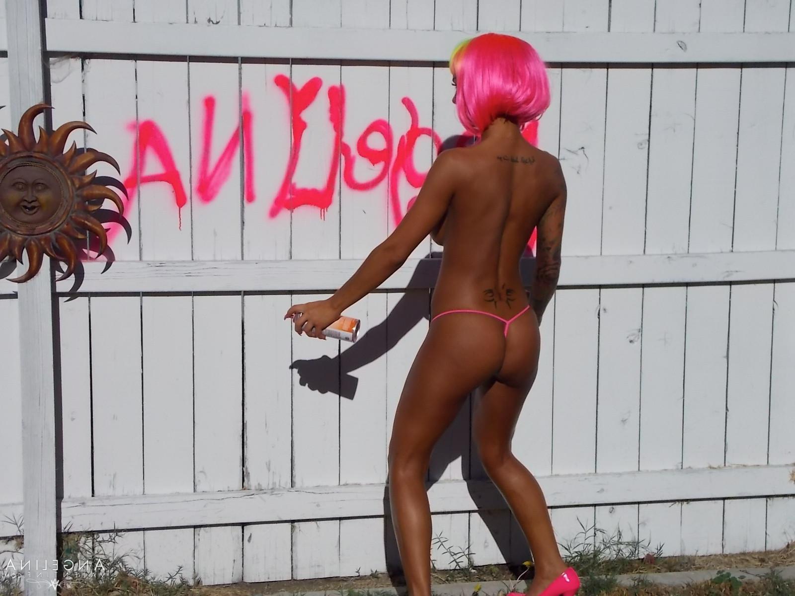15P Look at these crazy fucking insane pics of me in a RAINBOW costu