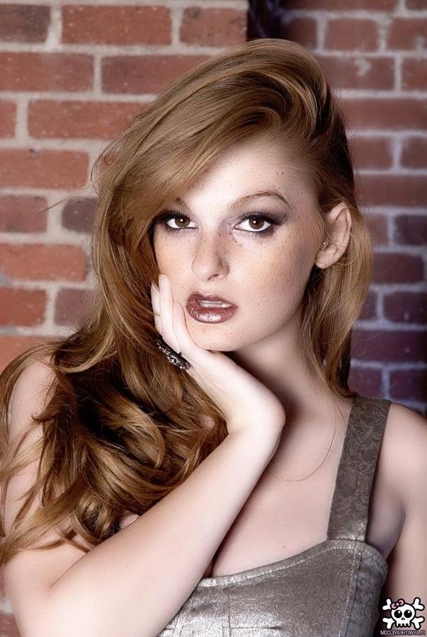 15P Faye Reagan is pale perfection on the infamous purple chair
