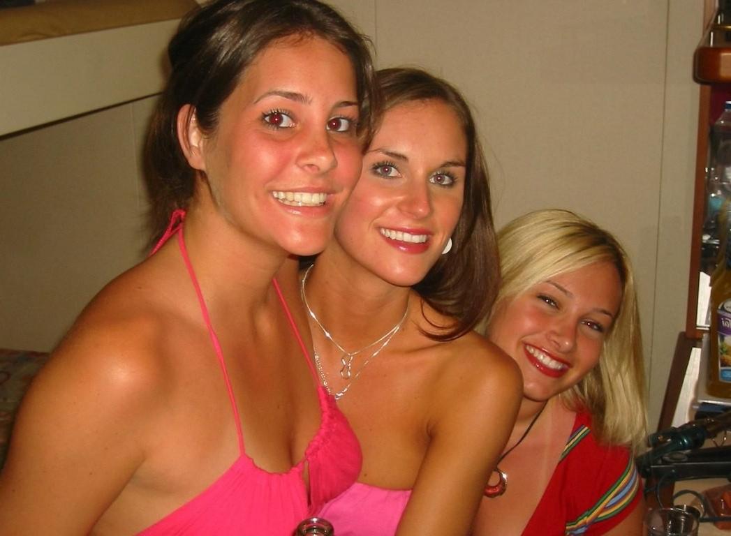 8P Amateur homemade pics with drunk girls showing off tits