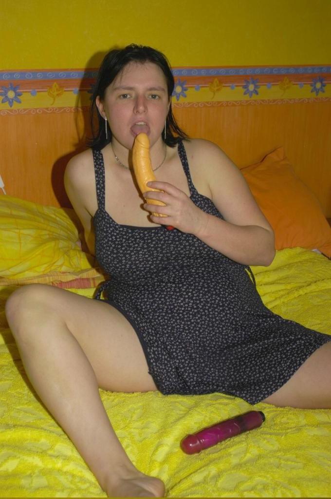 20P Dildo stuffed bbw pussy and ass