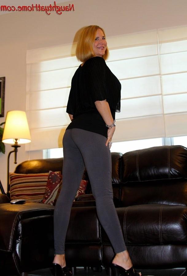 6P Desirae Spencer is your dirty talking wife next door