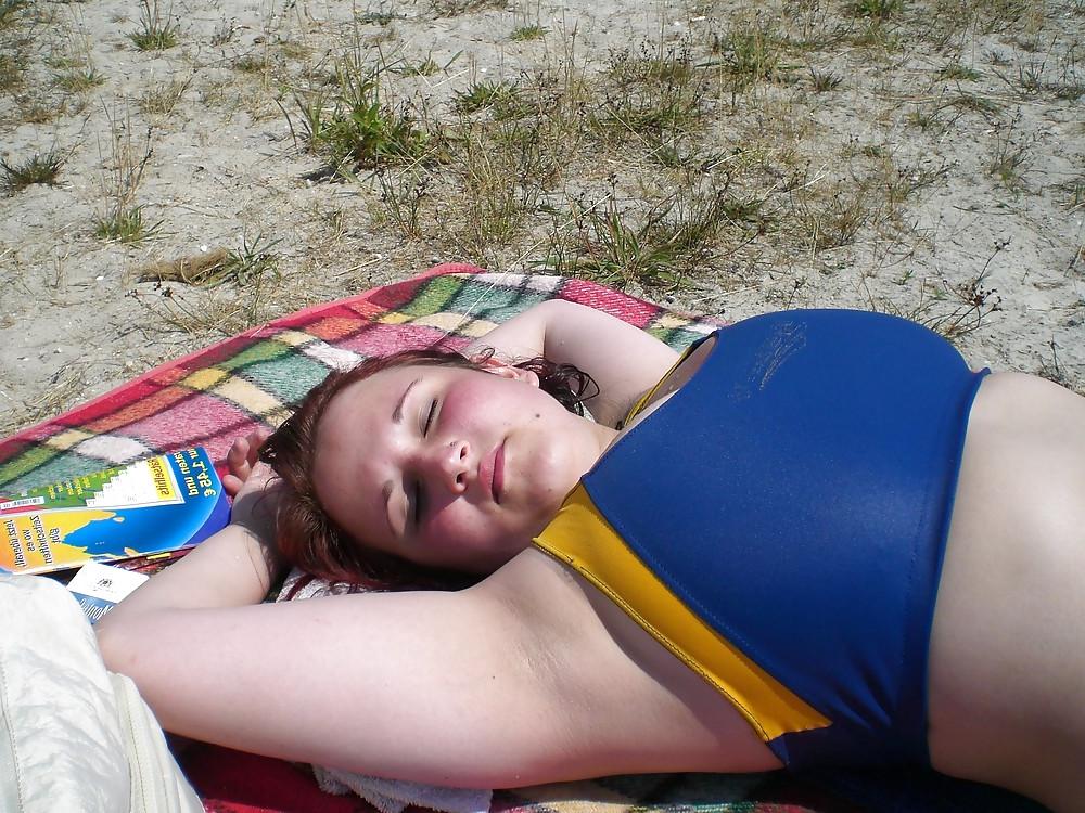 25P Busty MILF Kate From SmutDates.com
