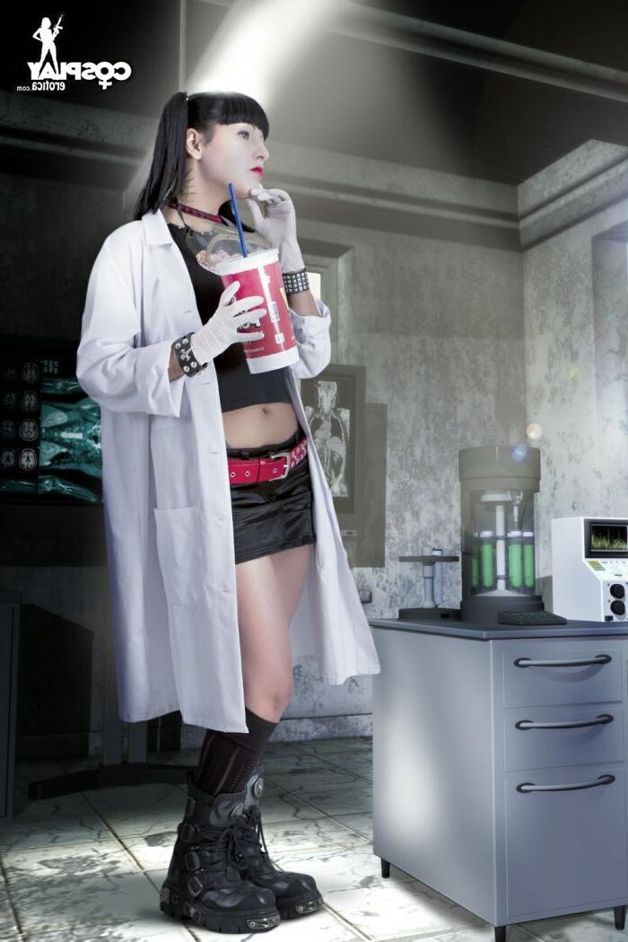 7P CosplayErotica Gaming Doll Mea Lee
