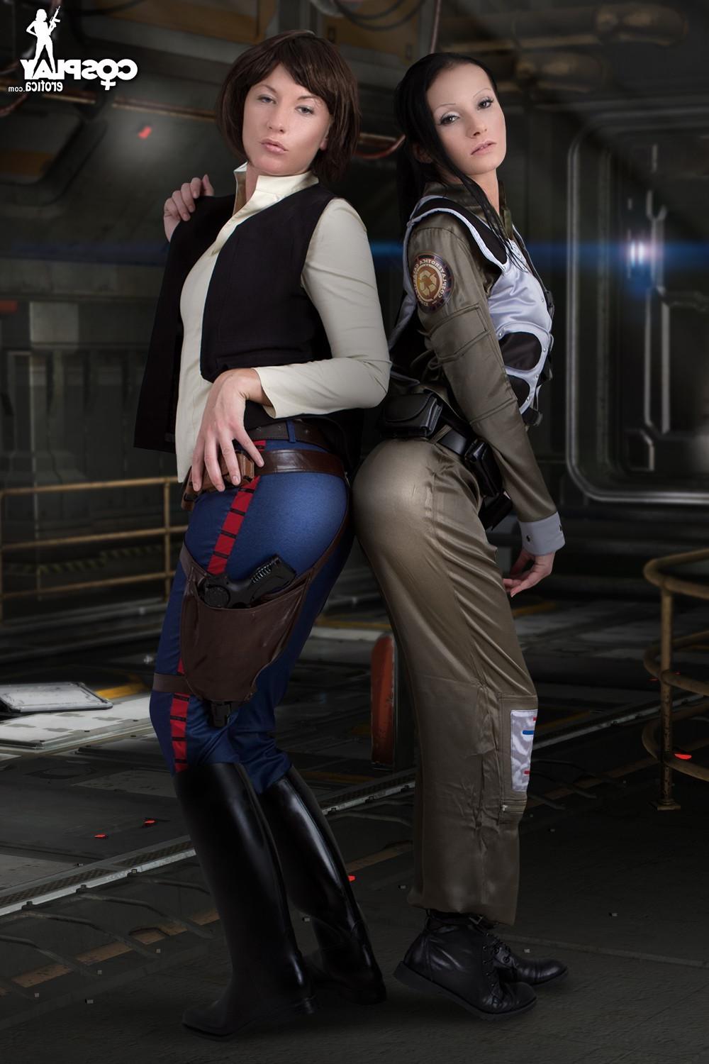 12P CosplayErotica  Han Solo StarWars vs Boomer Battlestar Galactica nude cosplay