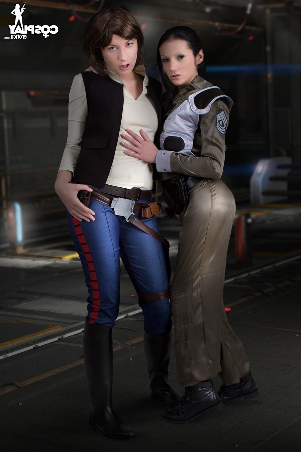 12P CosplayErotica  Han Solo StarWars vs Boomer Battlestar Galactica nude cosplay